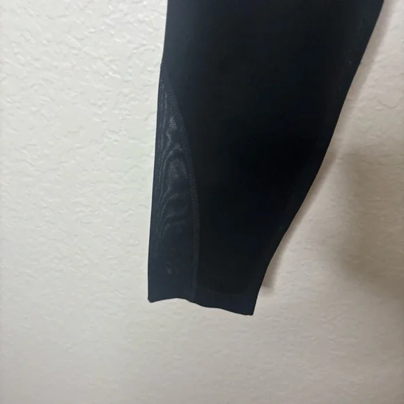 Nike Team One 7/8 Tight Black Leggings High Rise Mesh Ankle Size XS - Picture 4 of 8